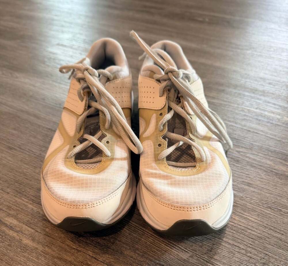 Nike Air Max Sculpt Size 7 Training Shoes White Gray
